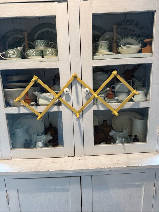 Other - Yellow Expandable Wall-Mount Accordion Rack - Home Wall Decor